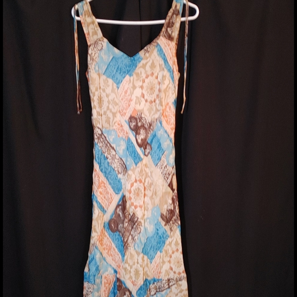 Maxi dress multi color, no sleeves